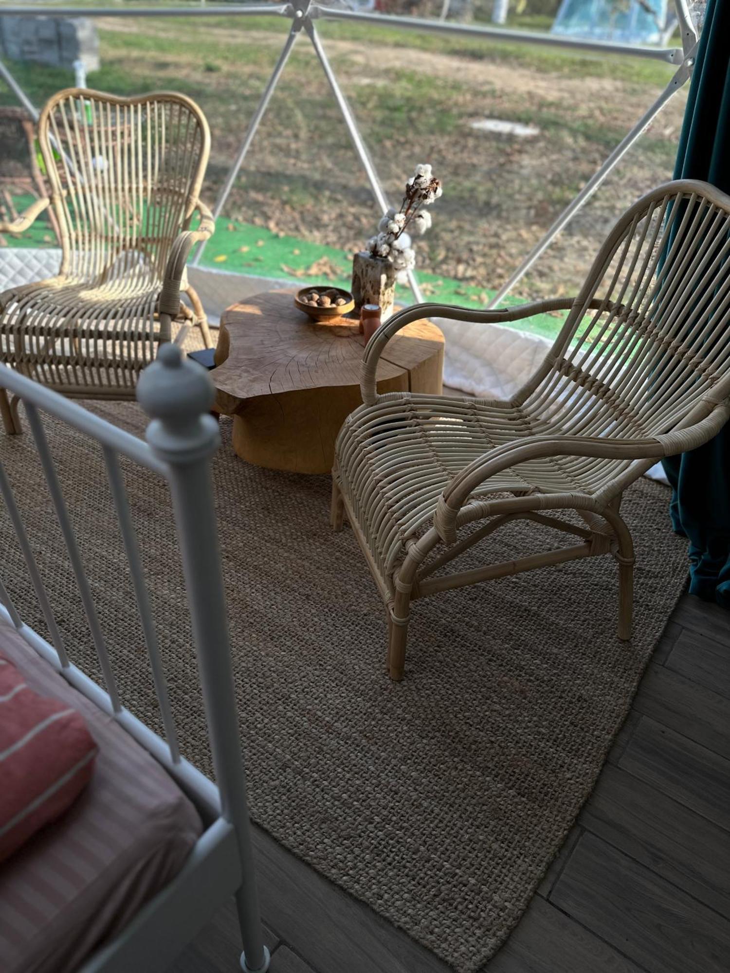 The Frog Glamping Otel Horezu Dış mekan fotoğraf